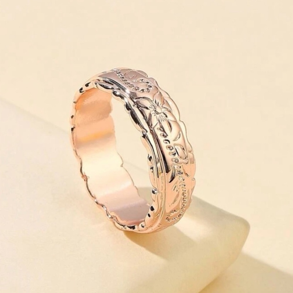 Rose Gold Floral Ring